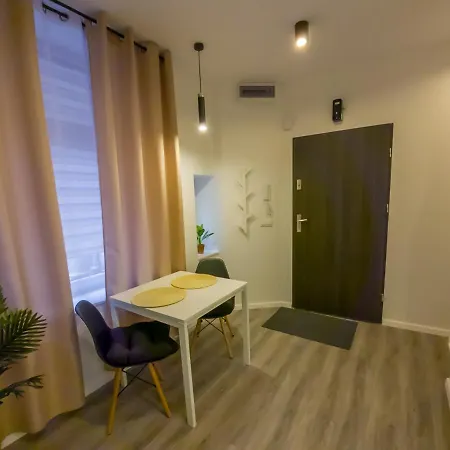 Punkt - Z Jacuzzi W Centrum Katowic * Katoviçe