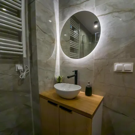 Punkt - Z Jacuzzi W Centrum Katowic Daire