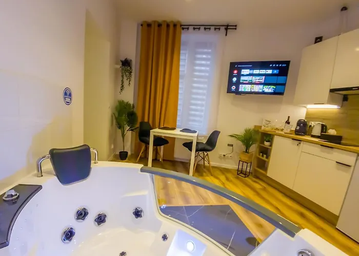 Punkt - Z Jacuzzi W Centrum Katowic Apartament Katowice