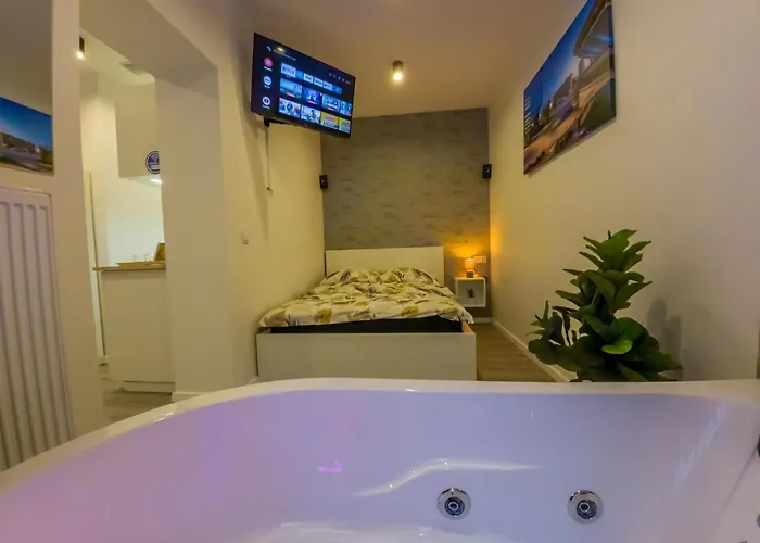 Apartament Punkt - Z Jacuzzi W Centrum Katowic Katowice